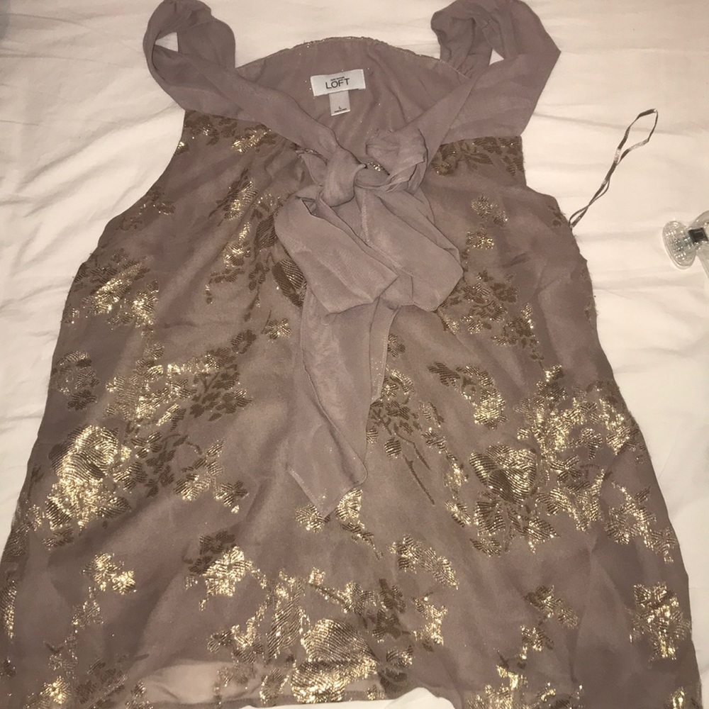 Ann Taylor LOFT- Sleeveless blouse with tie